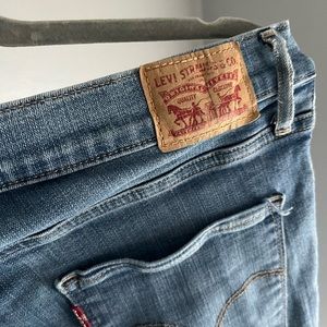 Levi’s Straight Jeans